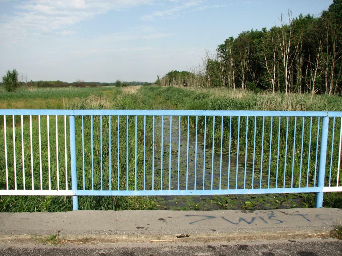 Strefa Kampinos Brochów Exterior foto