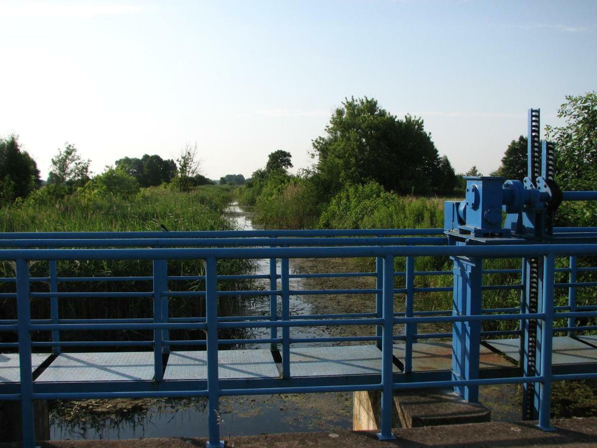 Strefa Kampinos Brochów Exterior foto