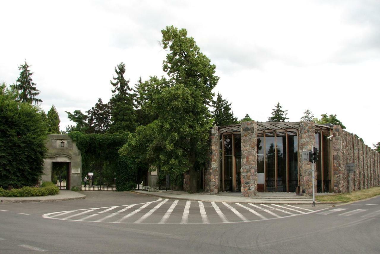 Strefa Kampinos Brochów Exterior foto